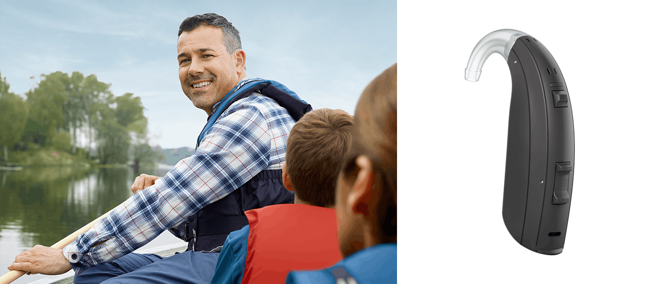 Hombre utilizando un audífono Beltone Boost Max.